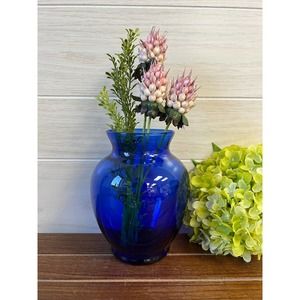 Vintage Coastal Cobalt Blue Indiana Glass Vase / Ginger Vase